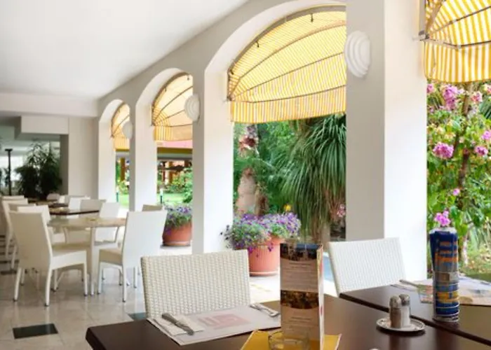 Готель Parc Gritti 4*